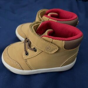 Stride Rite 360 Tan and Red toddler/baby boots size 5